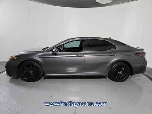 Used 2023 Toyota Camry XSE FWD image 3