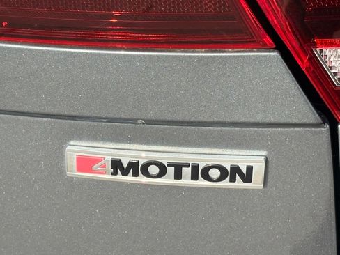 Used 2020 Volkswagen Tiguan SEL Premium R-Line w/ 3rd Row Seat Package AWD/4WD image 12