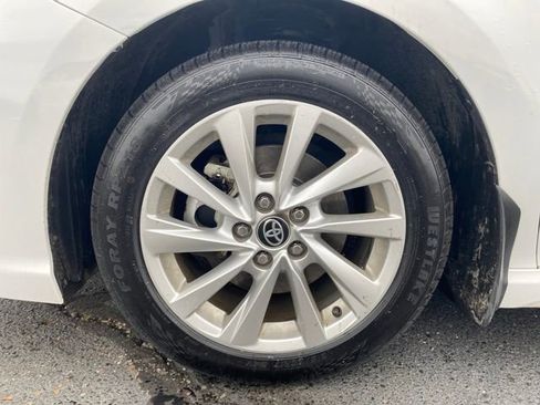 Used 2023 Toyota Camry SE image 21