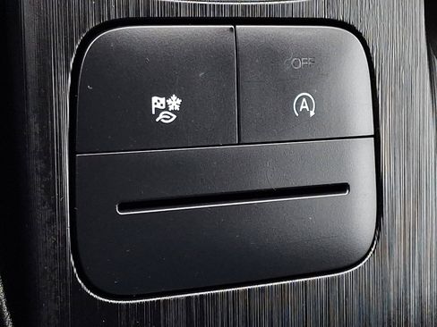 Used 2025 Ford Escape ST-Line image 24