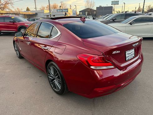 Used 2020 Genesis G70 2.0T image 9