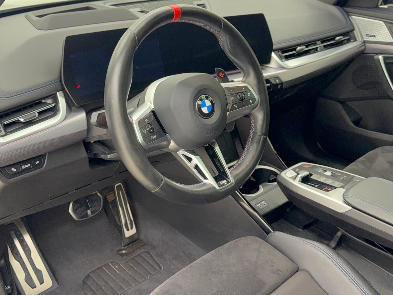 Certified 2024 BMW X1 M35i w/ Premium Package AWD/4WD image 4