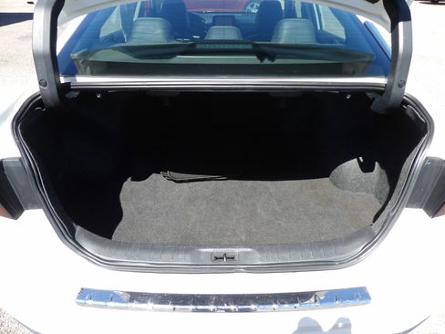 Used 2020 Nissan Altima 2.0 Platinum FWD image 23