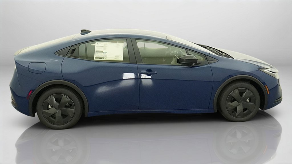 New 2027 Toyota Prius Plug-In Hybrid FWD image 33