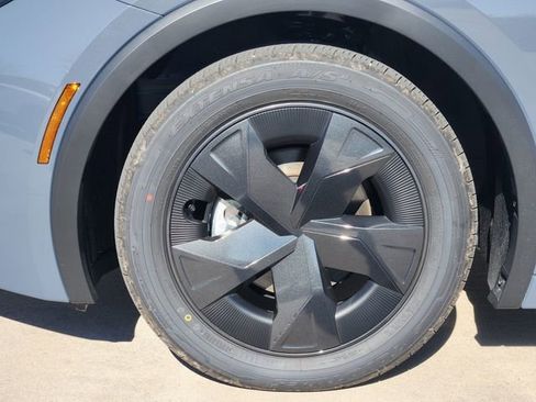 New 2026 Toyota Prius LE image 8