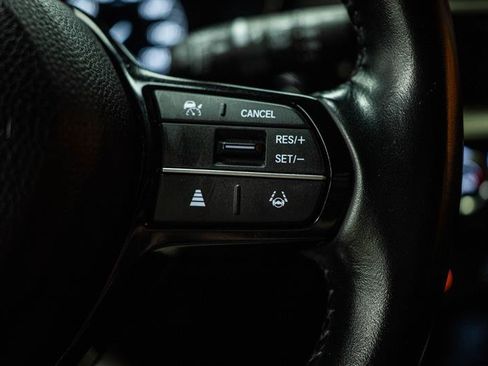 Used 2025 Honda CR-V EX-L image 20