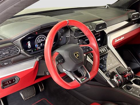 Used 2020 Lamborghini Urus image 16