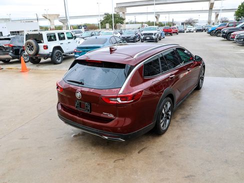 Used 2019 Buick Regal Essence w/ Driver Confidence Package I image 7