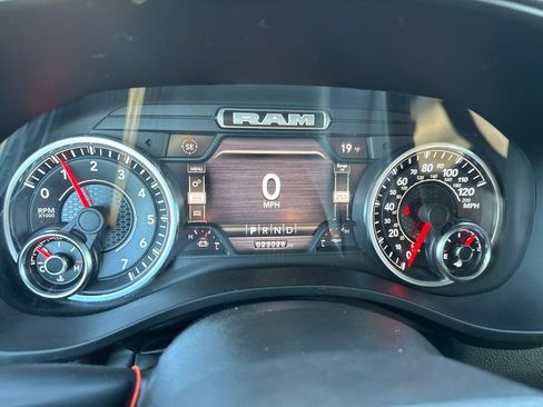 Used 2022 RAM 1500 Big Horn image 5