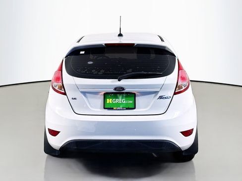 Used 2018 Ford Fiesta SE image 8