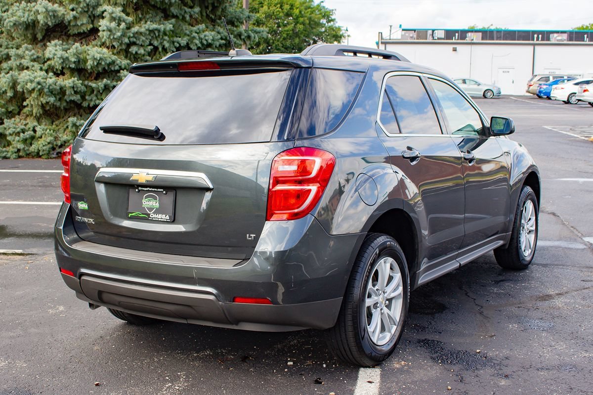 Used 2017 Chevrolet Equinox LT w/ Convenience Package FWD image 9