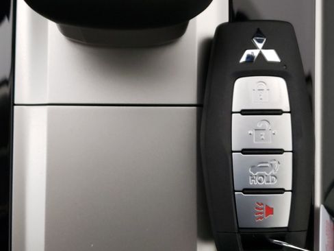 New 2026 Mitsubishi Outlander Trail Edition image 27