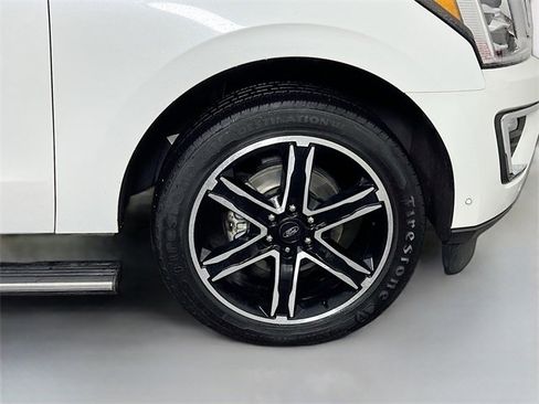 Used 2021 Ford Expedition Max Limited image 41