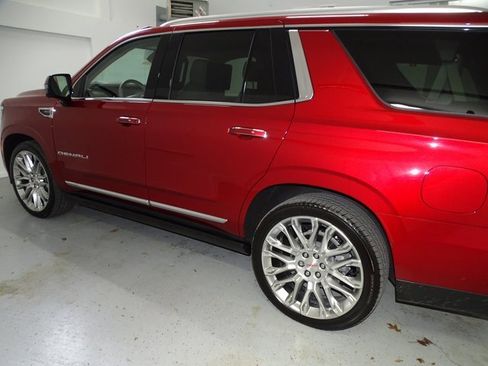 Certified 2025 GMC Yukon Denali w/ Denali Reserve Package image 18