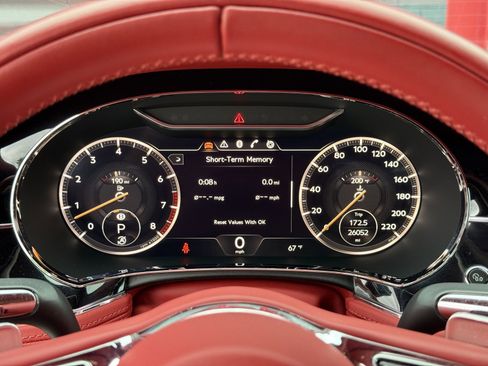 Used 2020 Bentley Continental GT image 20