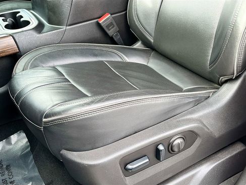 Used 2022 Chevrolet Silverado 3500 High Country w/ Z71 Off-Road Package image 20