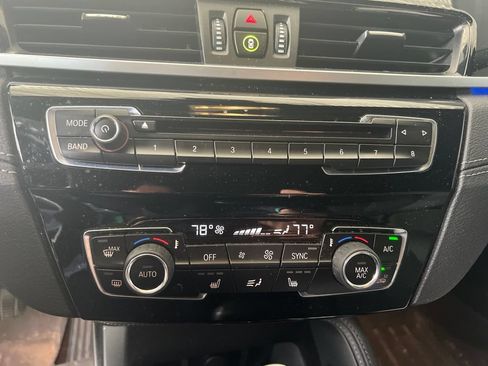 Used 2019 BMW X2 xDrive28i w/ M Sport X Package AWD/4WD image 3