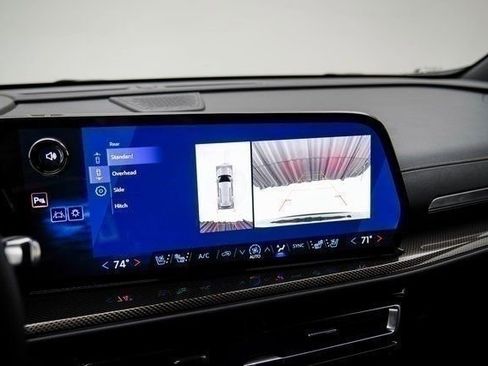 New 2026 Chevrolet Traverse High Country FWD image 30