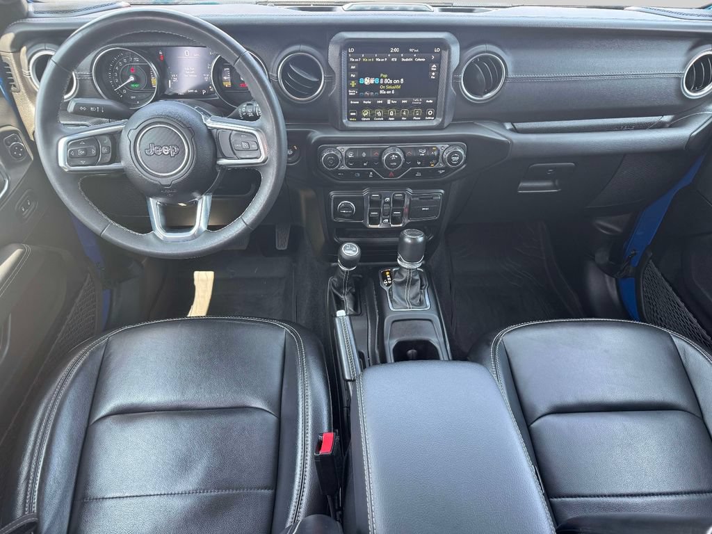 Used 2023 Jeep Wrangler Unlimited Sahara w/ Cold Weather Group AWD/4WD image 12