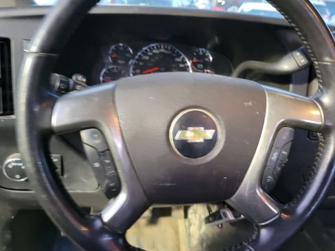 Used 2019 Chevrolet Express 3500 Extended w/ Driver Convenience Package RWD image 16