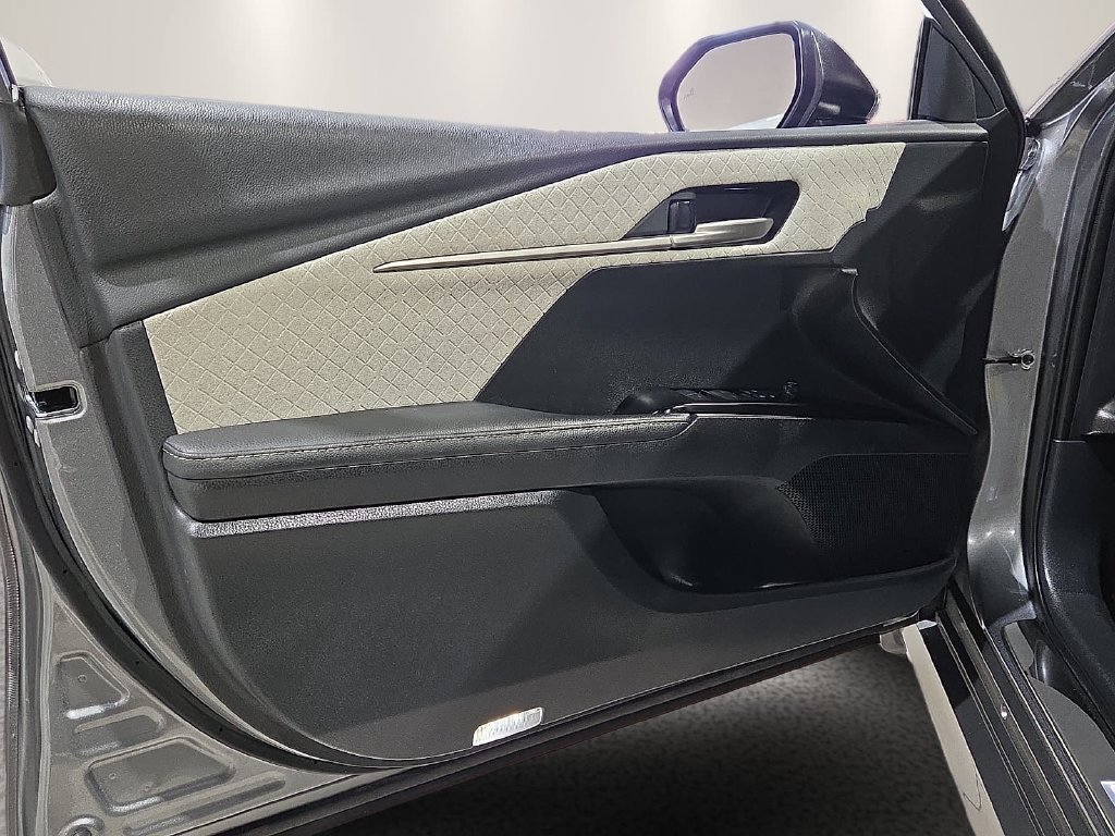 Certified 2026 Toyota Camry XLE FWD image 17