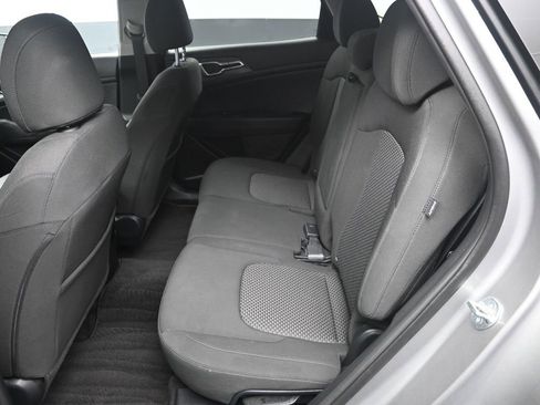 Certified 2024 Kia Sportage LX image 28