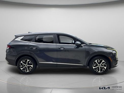Certified 2023 Kia Sportage EX FWD image 4