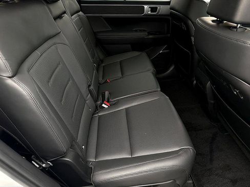 Certified 2025 Hyundai Santa Fe Limited image 26