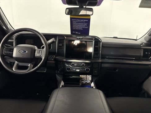 Used 2025 Ford F350 Lariat w/ Black Appearance Package image 28