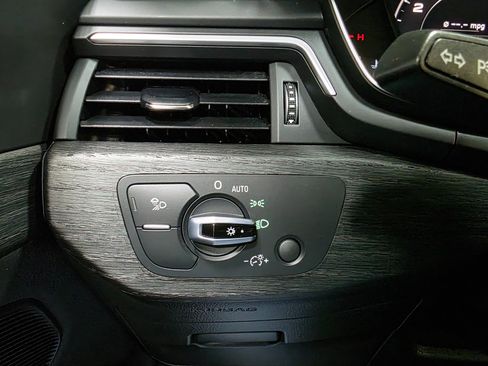 Used 2018 Audi A4 2.0T Premium Plus w/ Premium Plus Package image 37