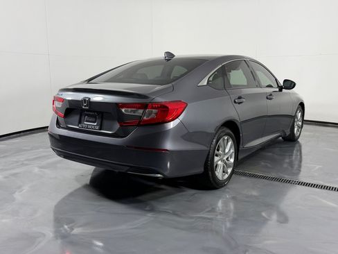 Used 2020 Honda Accord LX image 5