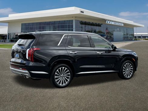 Used 2025 Hyundai Palisade Calligraphy AWD/4WD image 11