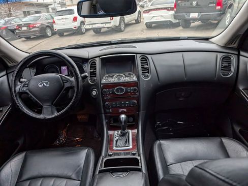 Used 2017 INFINITI QX50 2WD w/ Premium Plus Package image 14