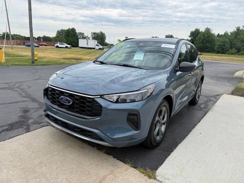 Certified 2023 Ford Escape ST-Line w/ Equipment Group 301A FWD image 7