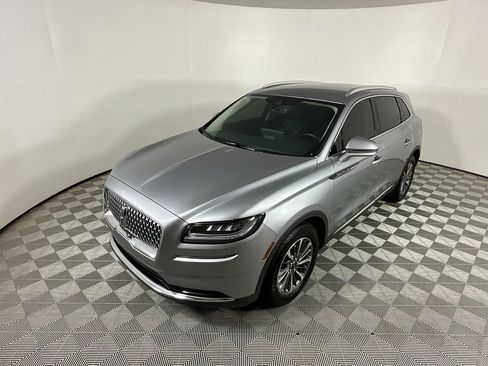 Certified 2023 Lincoln Nautilus FWD image 9