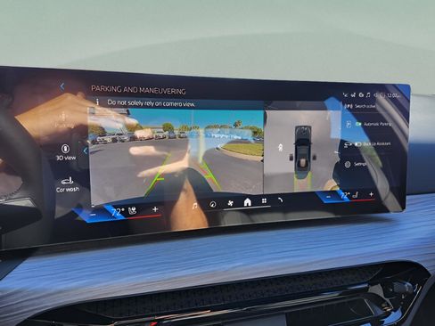 New 2026 BMW 330i Sedan w/ Premium Package image 27