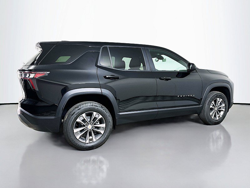 Used 2026 Chevrolet Equinox LT FWD image 6