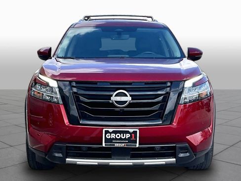 Used 2023 Nissan Pathfinder SL w/ SL Premium Package image 4