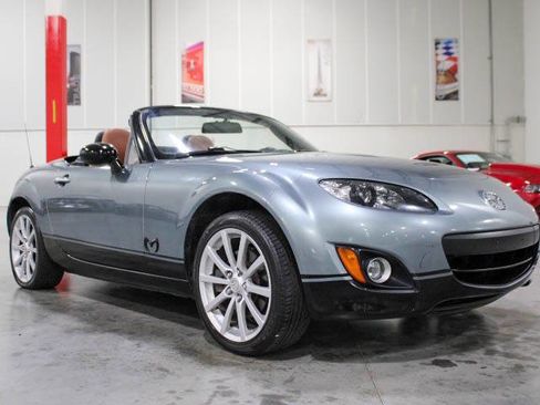 Used 2007 MAZDA MX-5 Miata Grand Touring w/ Premium Pkg image 8