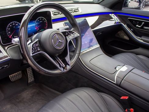 Used 2022 Mercedes-Benz S 580 4MATIC Sedan image 11