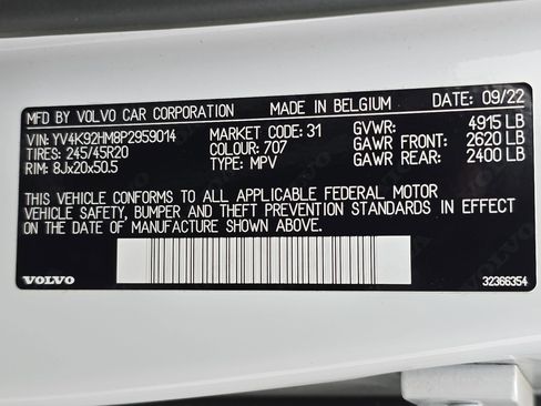 Used 2023 Volvo XC40 B4 Ultimate w/ Protection Package Premier image 35