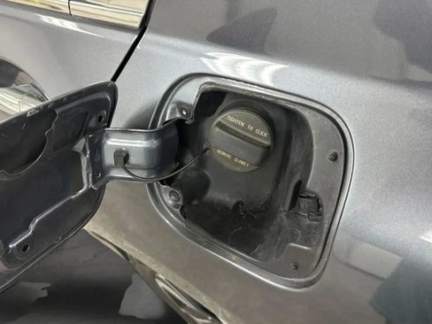 Used 2016 Honda Accord LX image 28