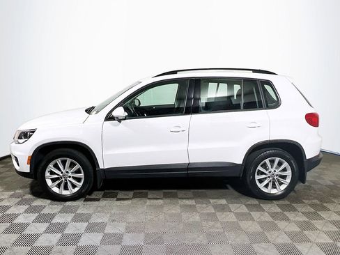 Used 2017 Volkswagen Tiguan Limited w/ Premium Package AWD/4WD image 4
