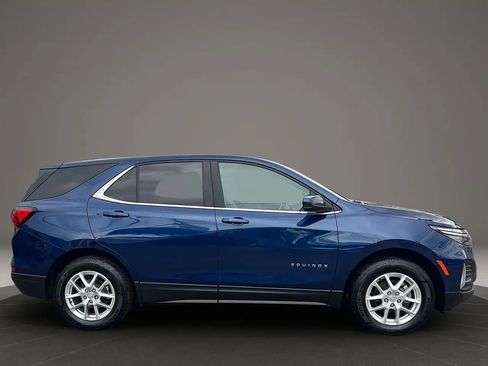 Used 2022 Chevrolet Equinox LT image 4