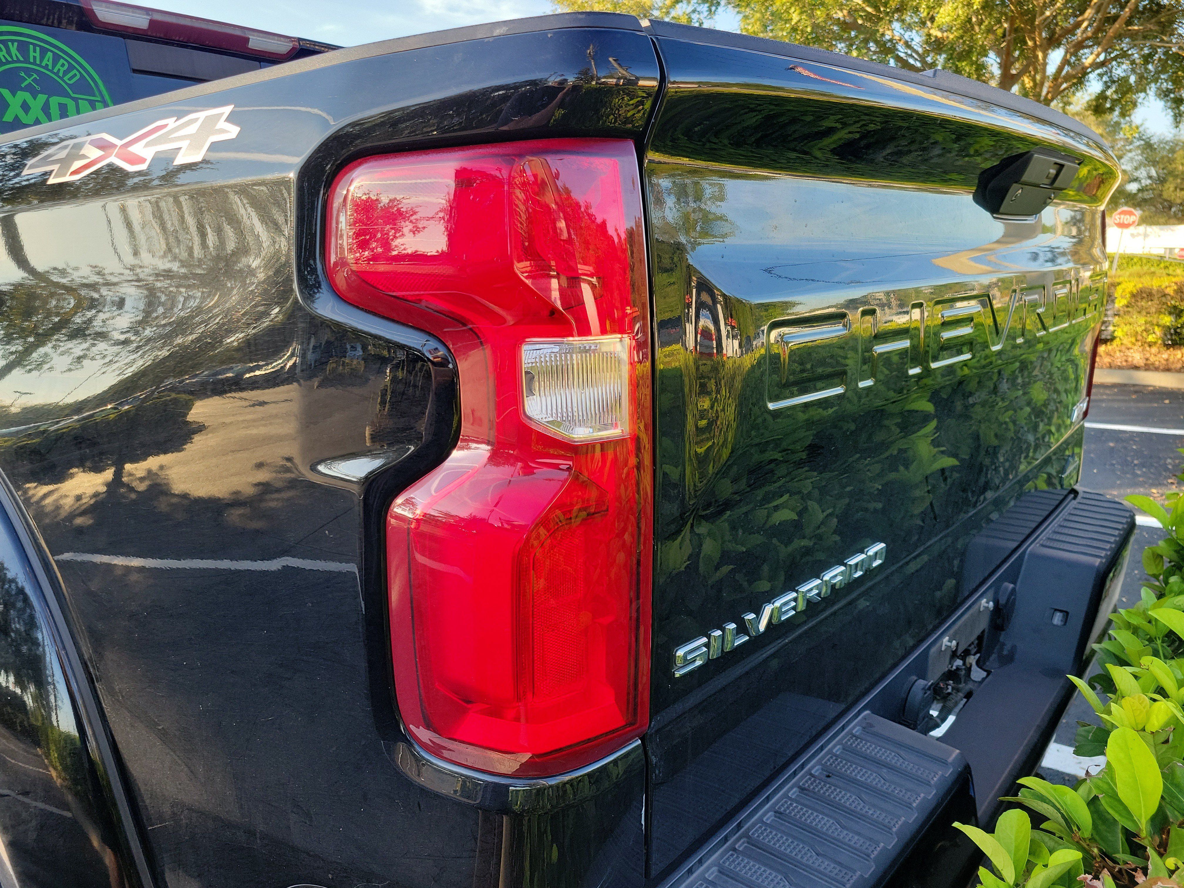 Used 2019 Chevrolet Silverado 1500 RST w/ All-Star Edition AWD/4WD image 23