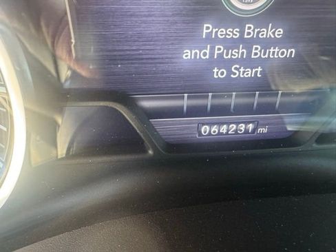 Used 2019 RAM 1500 Laramie image 10