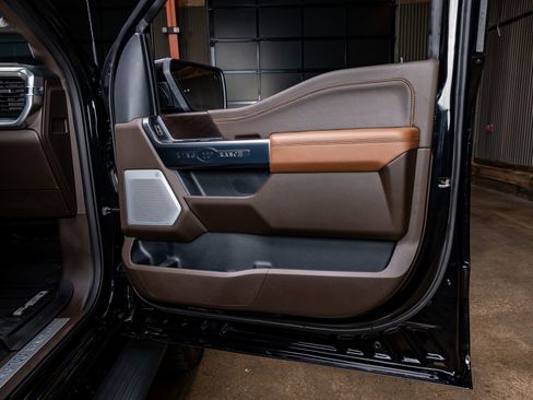 Used 2025 Ford F150 King Ranch w/ FX4 Off-Road Package image 37