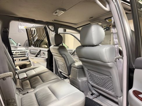 Used 2001 Toyota Land Cruiser AWD/4WD image 27