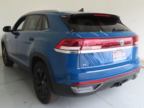 New 2026 Volkswagen Atlas Cross Sport SE image 7