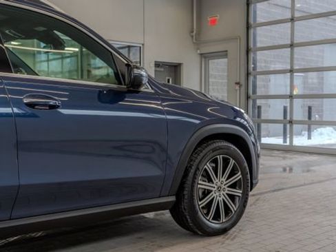 Used 2024 Mercedes-Benz GLE 350 4MATIC image 32